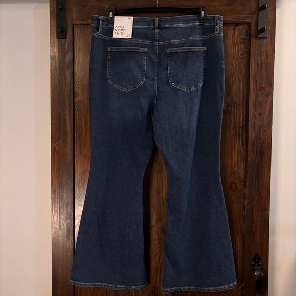 And Now This Plus Size High-Rise Flare-Leg Jeans NWT - Picture 3 of 4